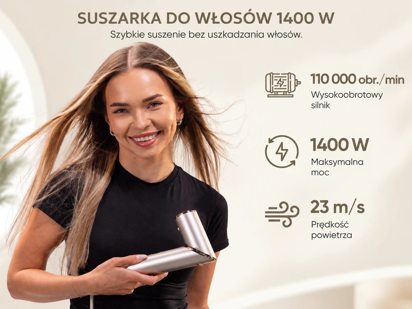 Kobieta używa srebrnej lok&oacute;wko-suszarki do suszenia długich włos&oacute;w