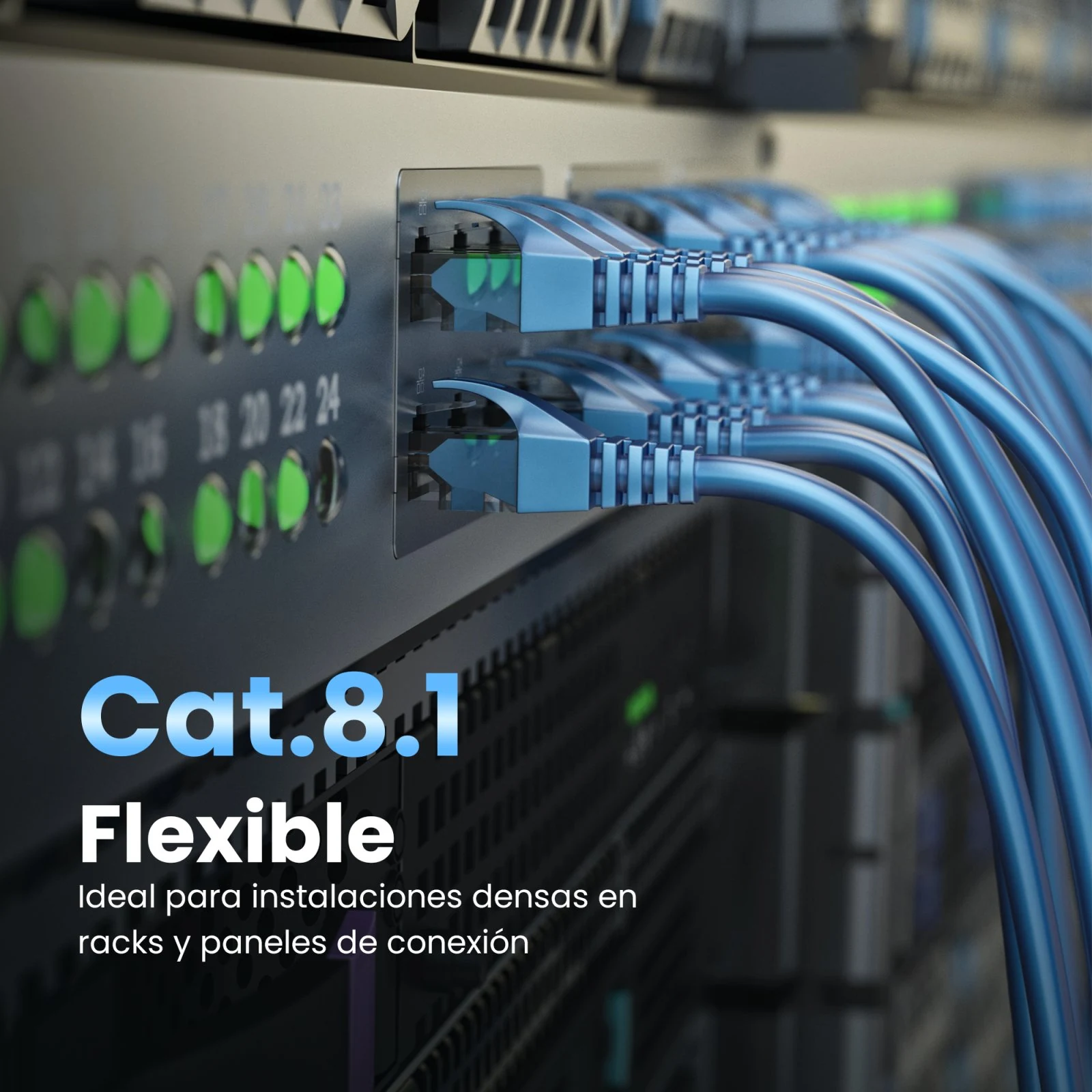 Patchcords azules conectados a los puertos de un dispositivo de red en un armario rack